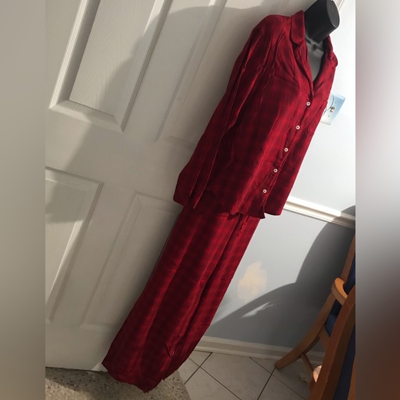 Victoria’s Secret red sparkly checkered 2-pc pajama set - Picture 3 of 16